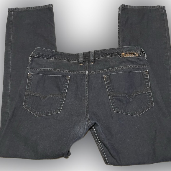 Men’s Diesel Safado Slim Straight Jeans - Picture 5 of 10